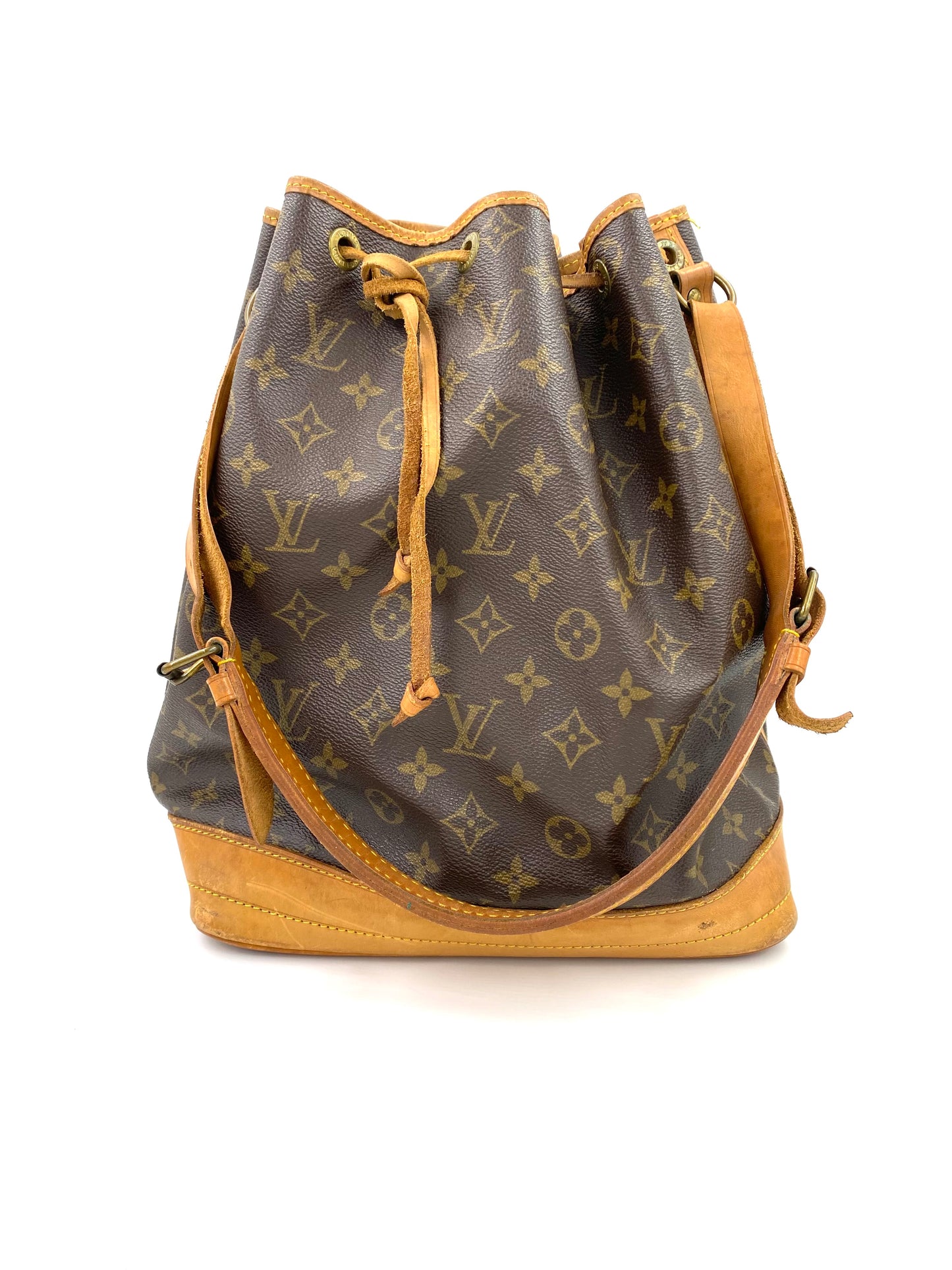 LOUIS VUITTON Noe grande Monogram Canvas