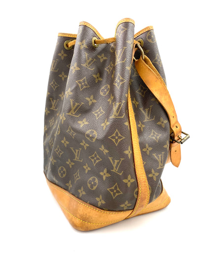 LOUIS VUITTON Noe grande Monogram Canvas