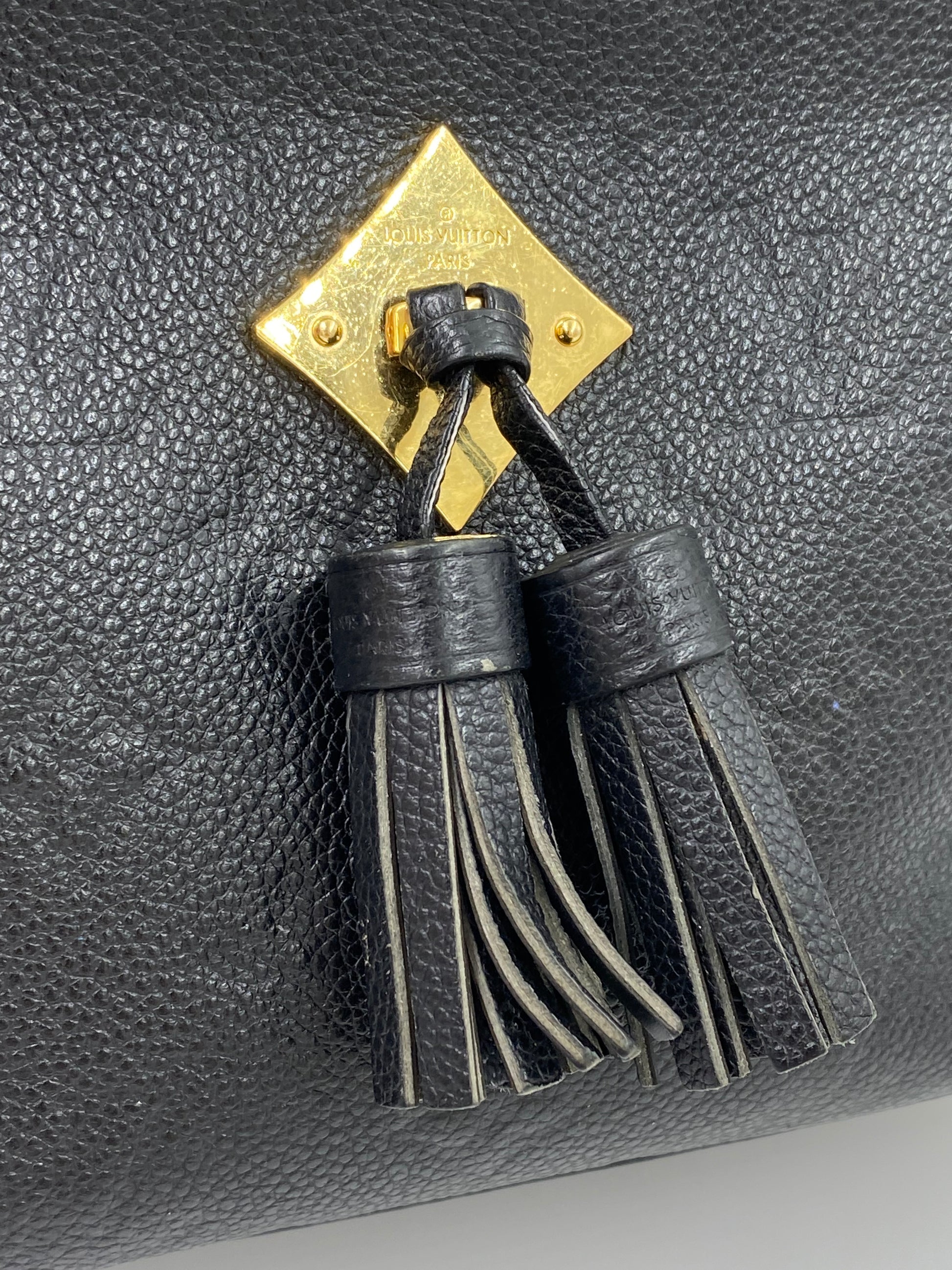 LOUIS VUITTON Saintonge Monogram Empreinte schwarz