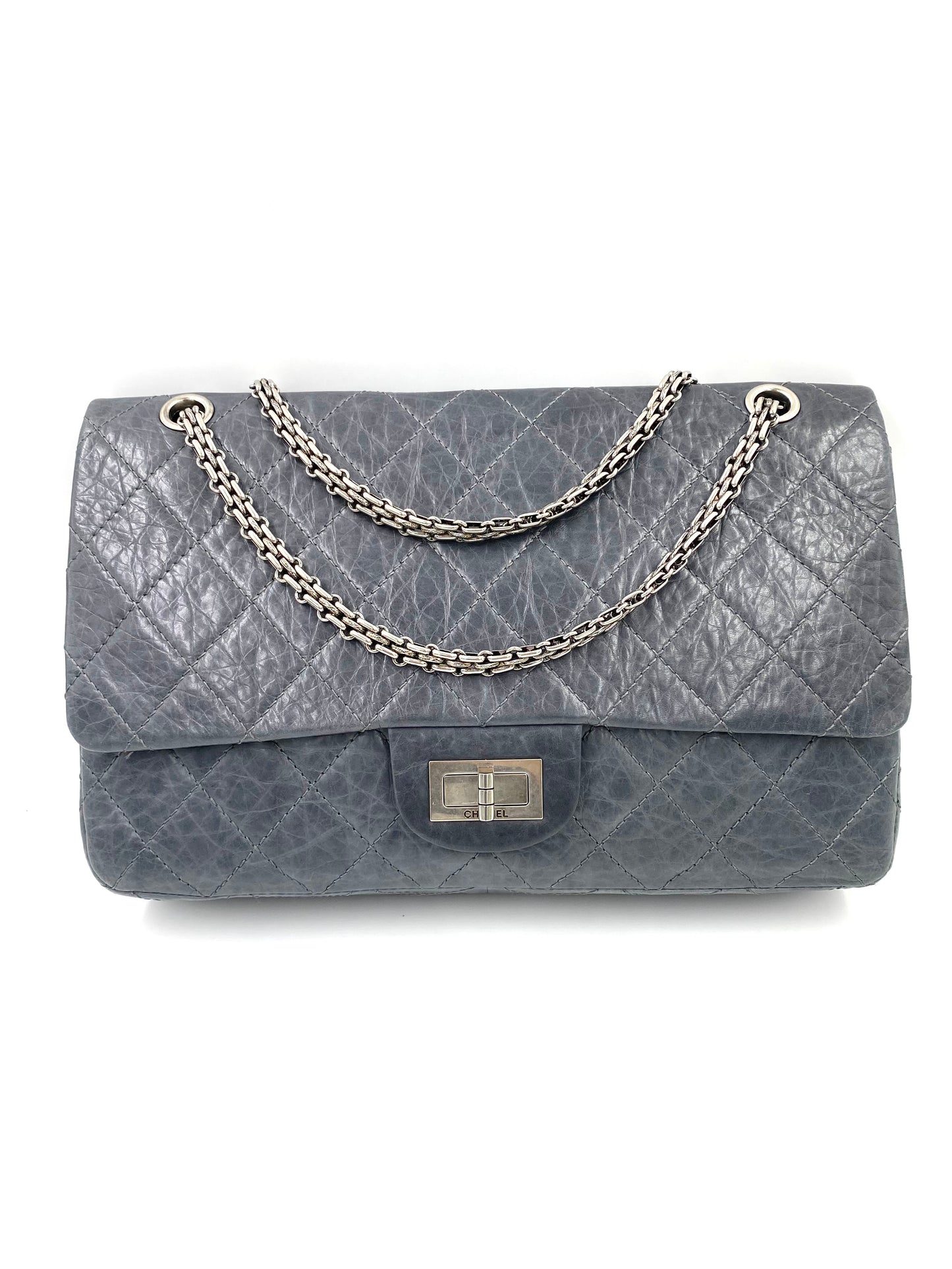 CHANEL 2.55 Reissue Double Flap Jumbo Aged Calfskin grau