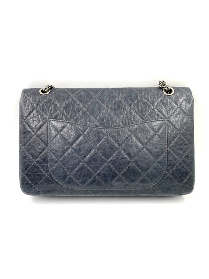 CHANEL 2.55 Reissue Double Flap Jumbo Aged Calfskin grau - Clutch & Macarons - 10375917 - Clutch & Macarons - 