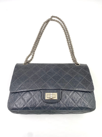 CHANEL 2.55 Reissue Double Flap Jumbo Aged Calfskin grau