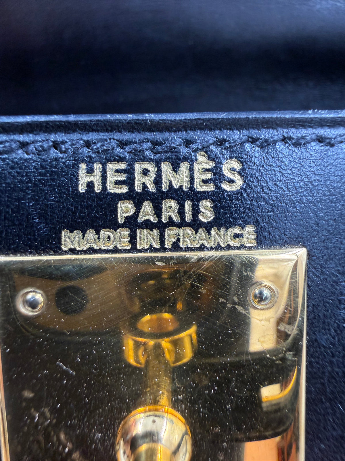 HERMÈS Kelly 28 Boxleder schwarz GHW