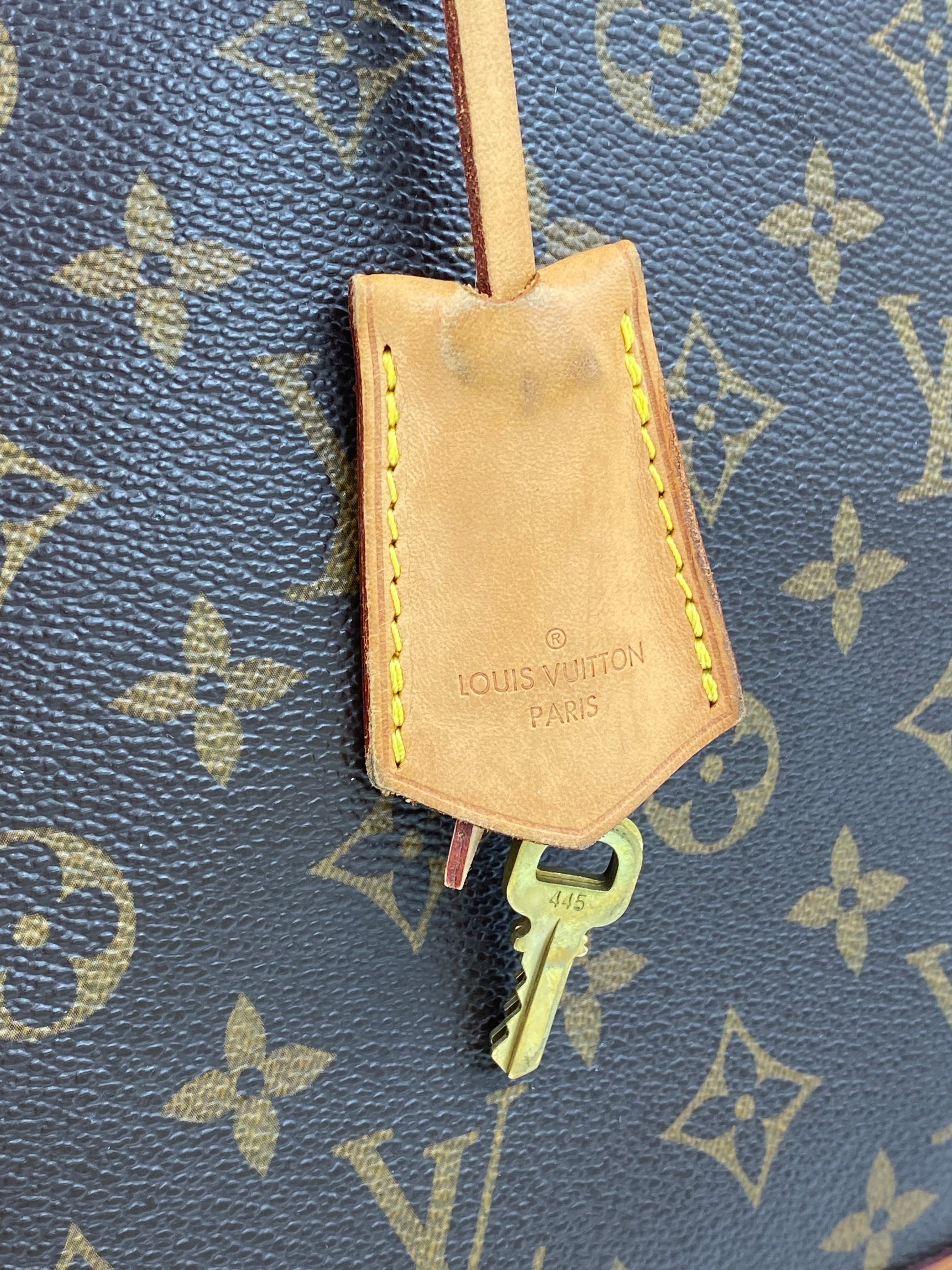 LOUIS VUITTON Alma GM Monogram Canvas