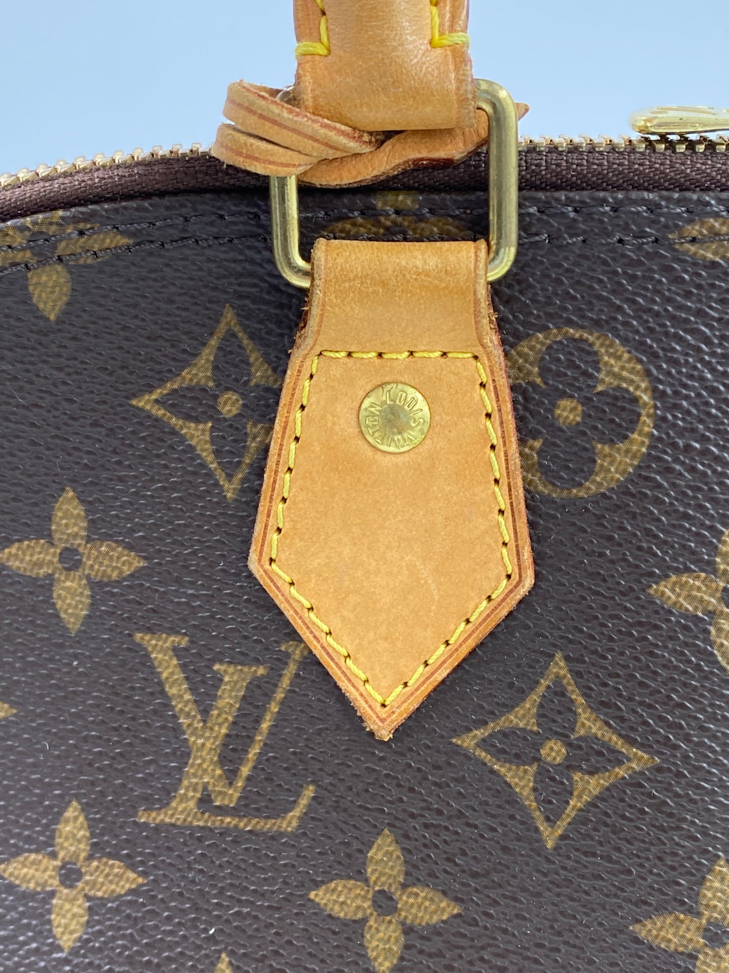 LOUIS VUITTON Alma GM Monogram Canvas