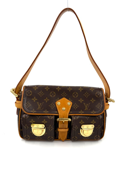 LOUIS VUITTON Hudson Monogram Canvas