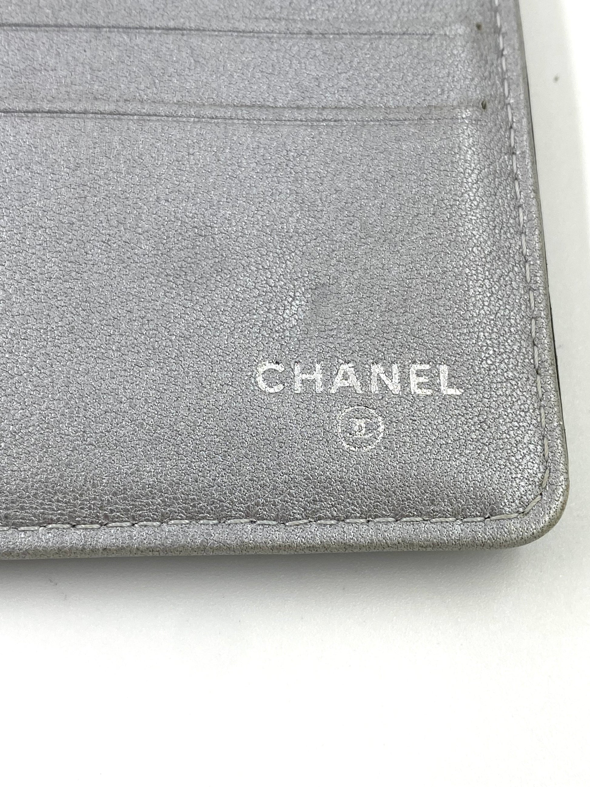 CHANEL Wallet Camelia schwarz