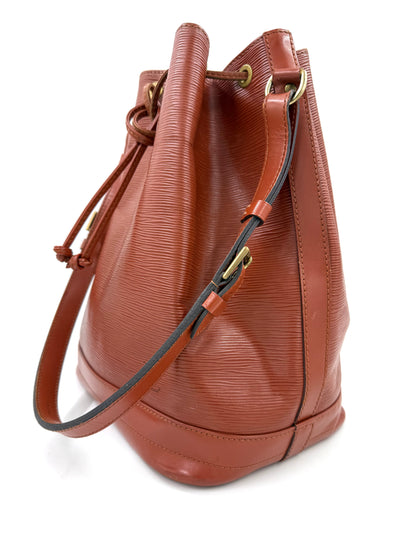 LOUIS VUITTON Noe grande Epi kenian Handtasche aus braunem genarbtem Leder mit verstellbarem Schulterriemen