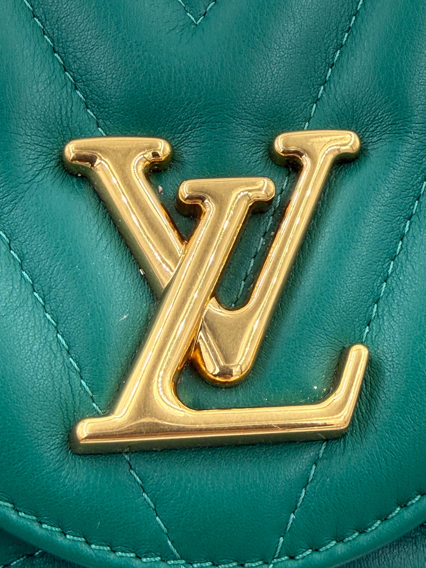 LOUIS VUITTON New Wave türkis