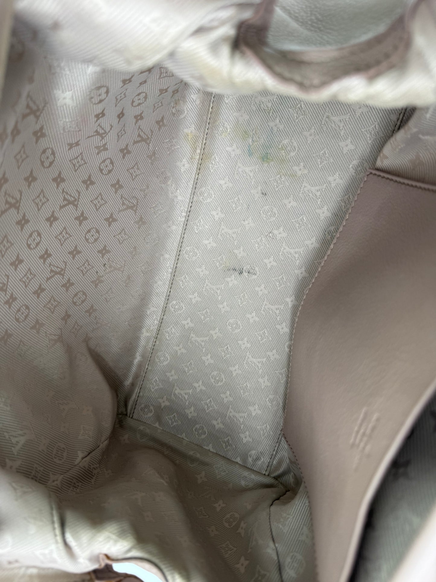 LOUIS VUITTON Cinema Intrigue