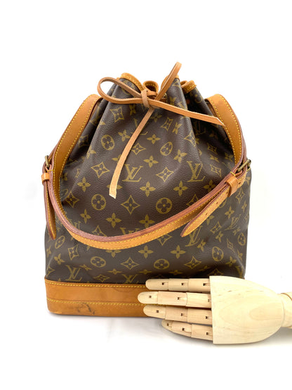 LOUIS VUITTON Noe grande Monogram Canvas