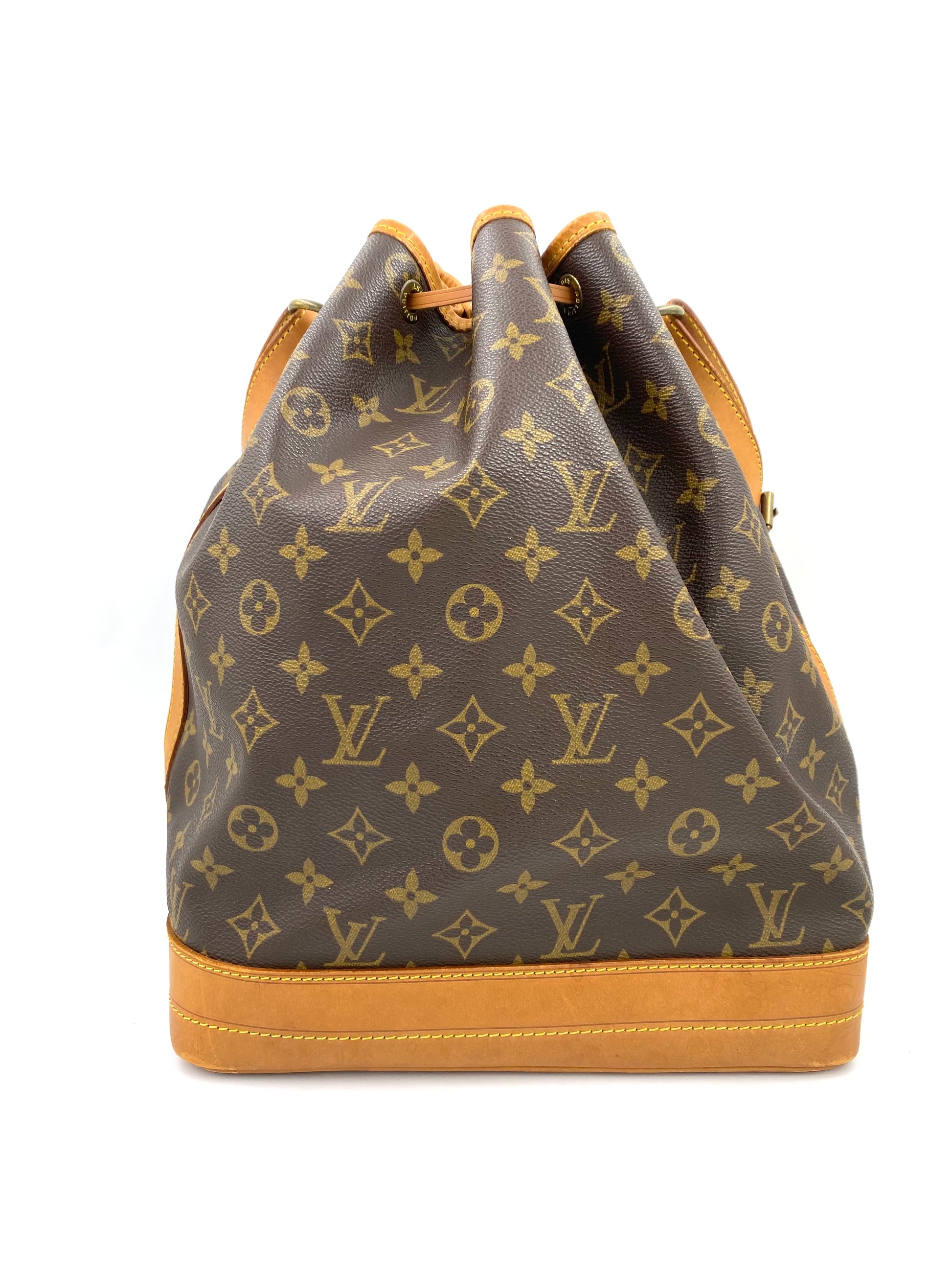 LOUIS VUITTON Noe grande Monogram Canvas