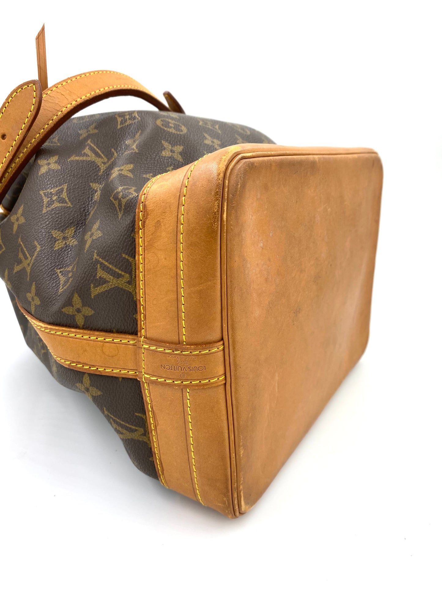 LOUIS VUITTON Noe grande Monogram Canvas