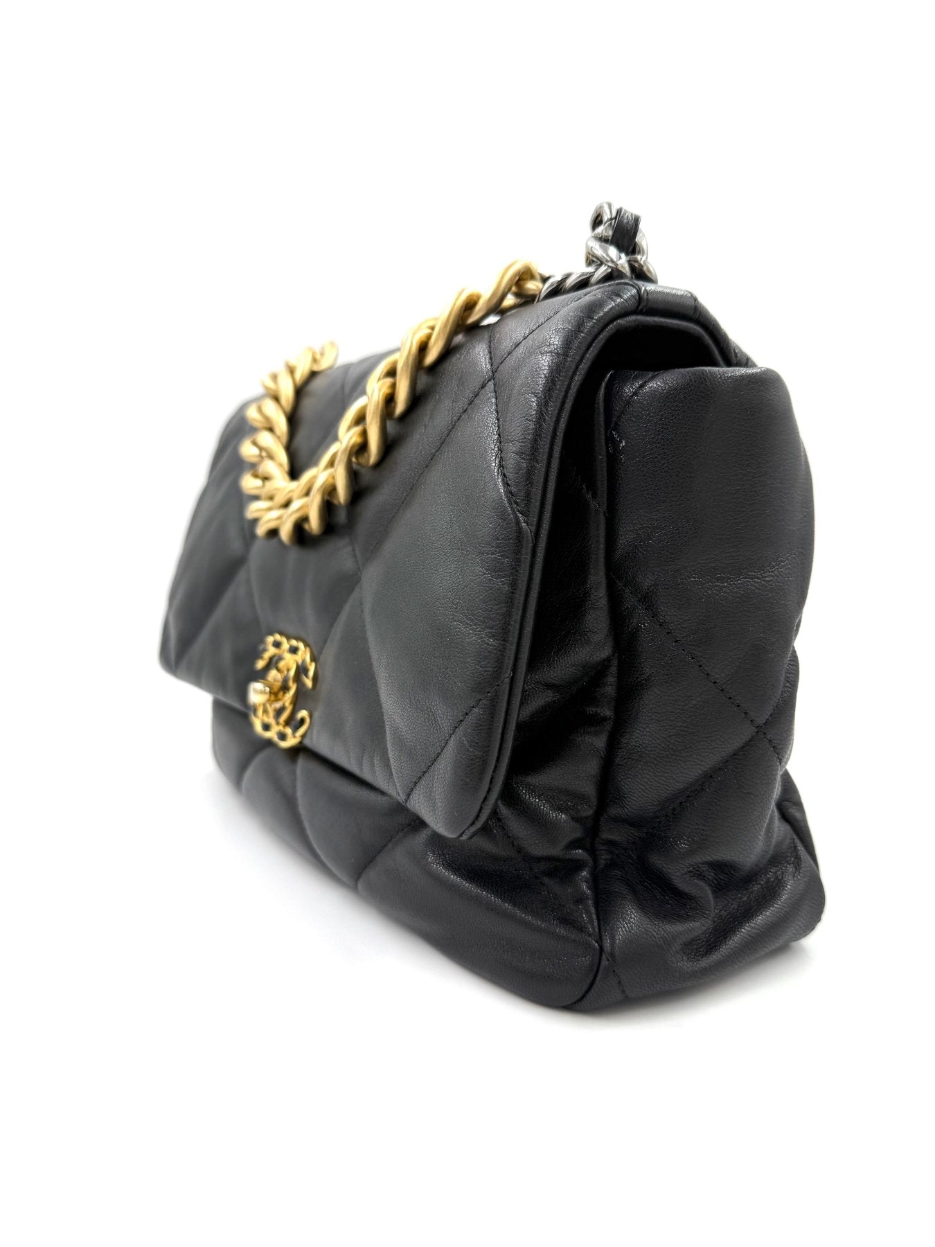 CHANEL 19 medium Ziegenleder schwarz - Clutch & Macarons - 30265077 - Clutch & Macarons - 