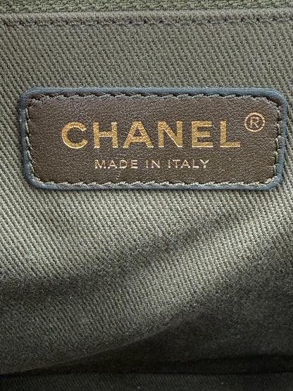 CHANEL Boy Bag large Caviar creme GHW