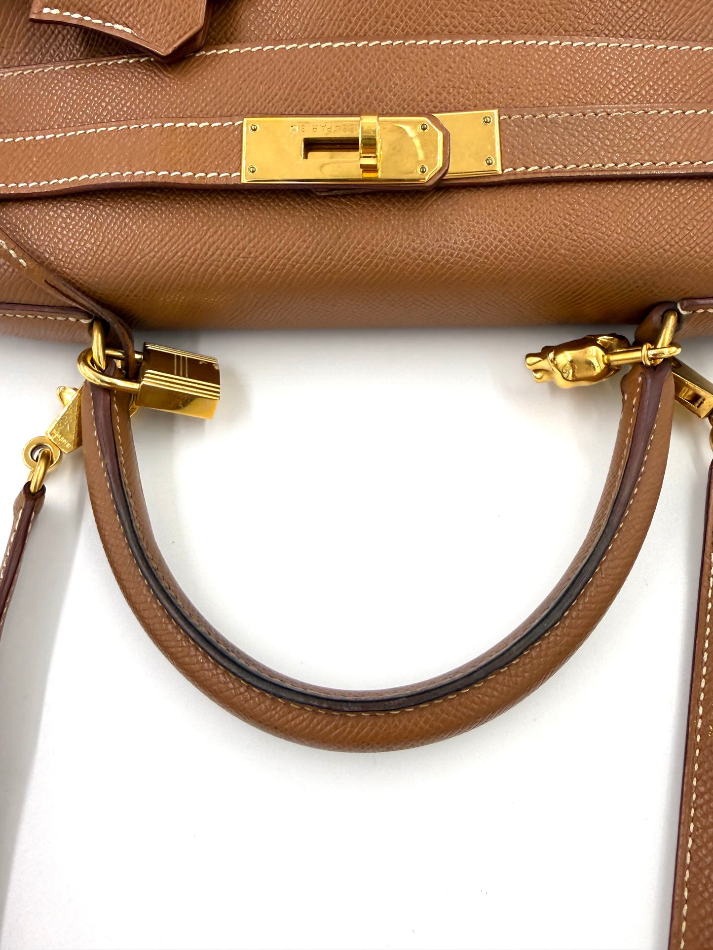 HERMÈS Kelly 28 Courchevel gold GHW