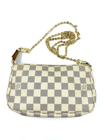 LOUIS VUITTON Pochette Accessoires Damier Azur mit Gold Chain - Clutch & Macarons - CA4067 - Clutch & Macarons - 