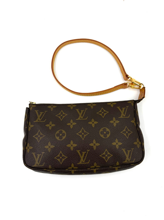 LOUIS VUITTON Pochette Accessoires MNG Canvas