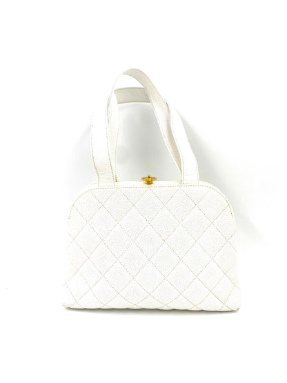 CHANEL Vintage Quilted Calfskin weiß