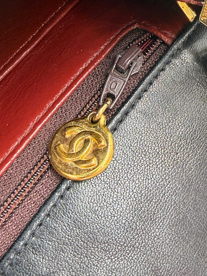 CHANEL Single Flap Half Moon schwarz GHW