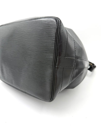 LOUIS VUITTON Noe grande Epi schwarz