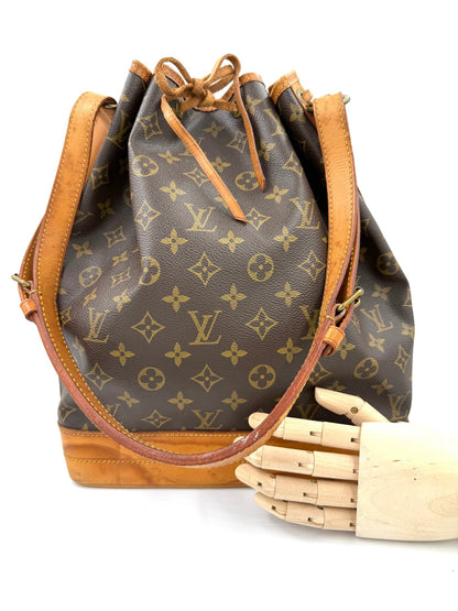 LOUIS VUITTON grande Sac Noe Monogram Canvas - Clutch & Macarons - A2 8907 - Clutch & Macarons - 