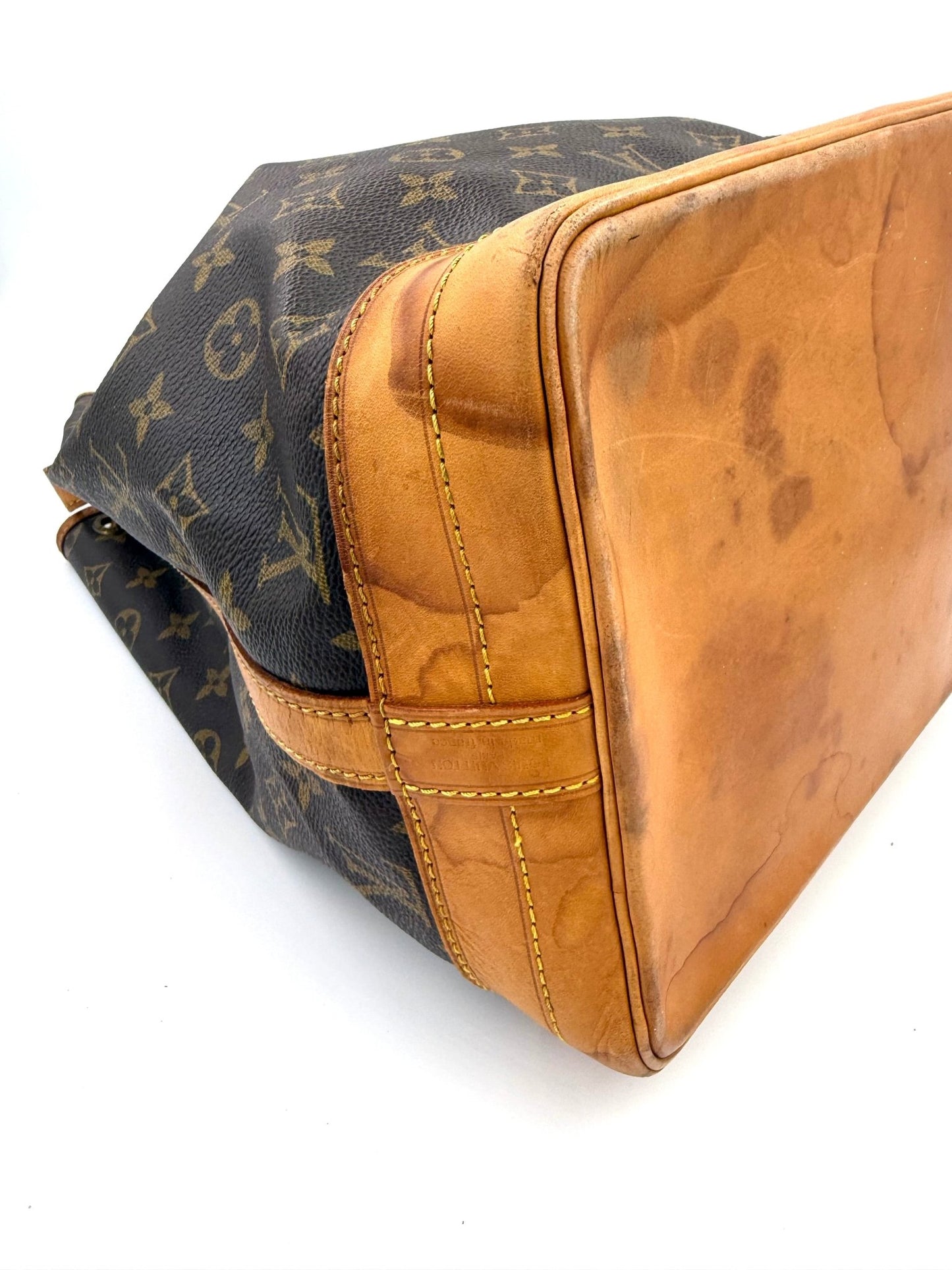 LOUIS VUITTON grande Sac Noe Monogram Canvas - Clutch & Macarons - A2 8907 - Clutch & Macarons - 