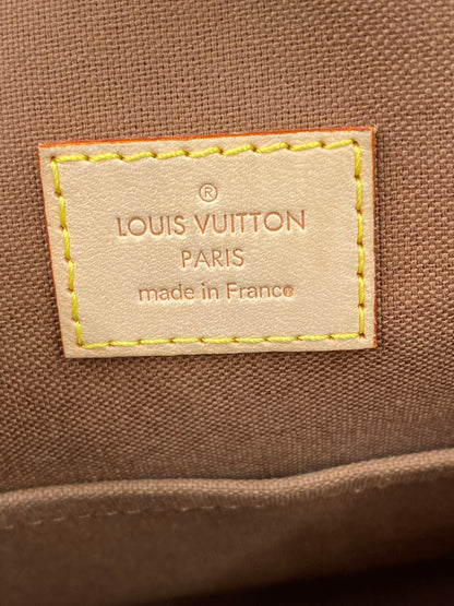 LOUIS VUITTON Batignolles Vertical Monogram Canvas