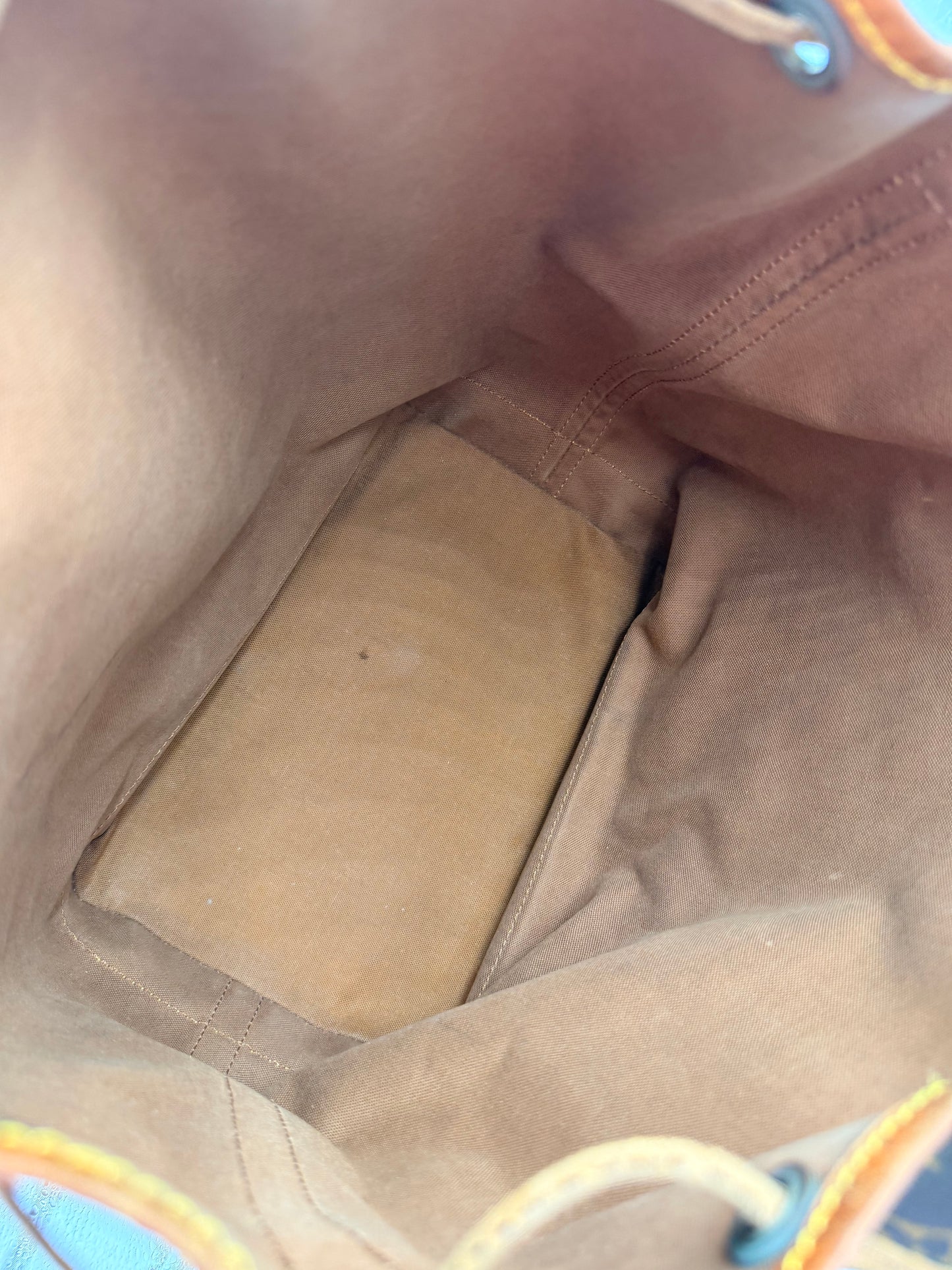 LOUIS VUITTON Noe grande Monogram Canvas