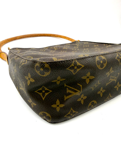 LOUIS VUITTON Looping MM Monogram Canvas