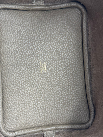 HERMÈS Picotin 18 Clemence Etoupe GHW