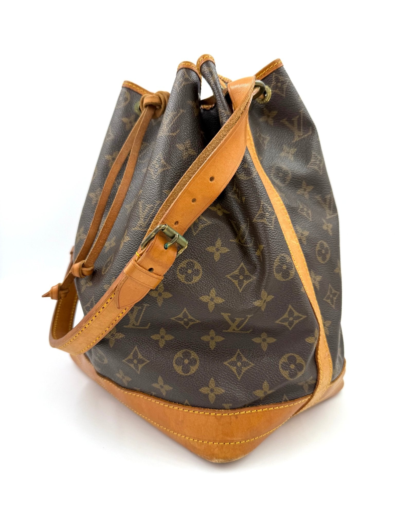 LOUIS VUITTON Sac Noe grande Monogram Vintage - Clutch & Macarons - A2 873 - Clutch & Macarons - 