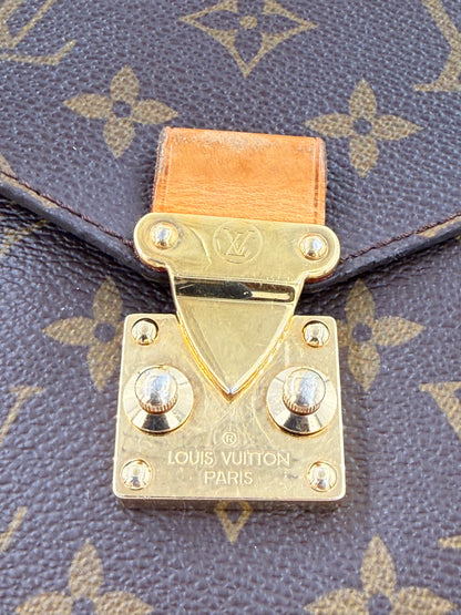 LOUIS VUITTON Metis Hobo Monogram Canvas