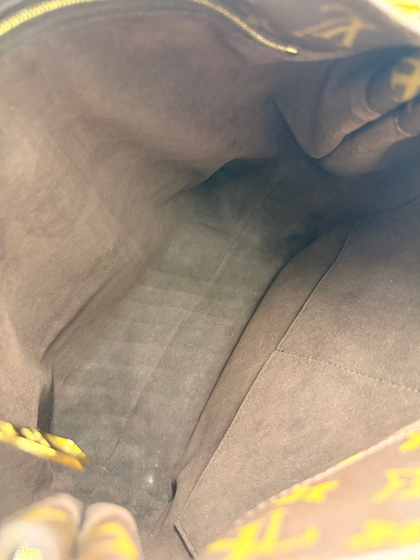 LOUIS VUITTON Metis Hobo Monogram Canvas