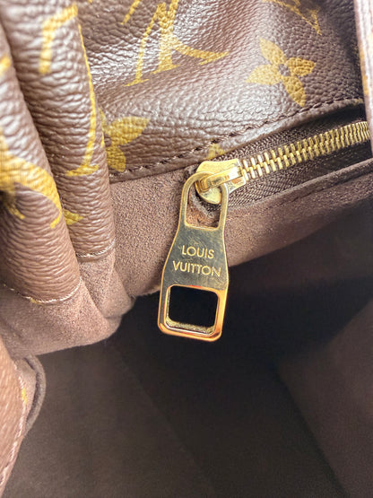 LOUIS VUITTON Metis Hobo Monogram Canvas