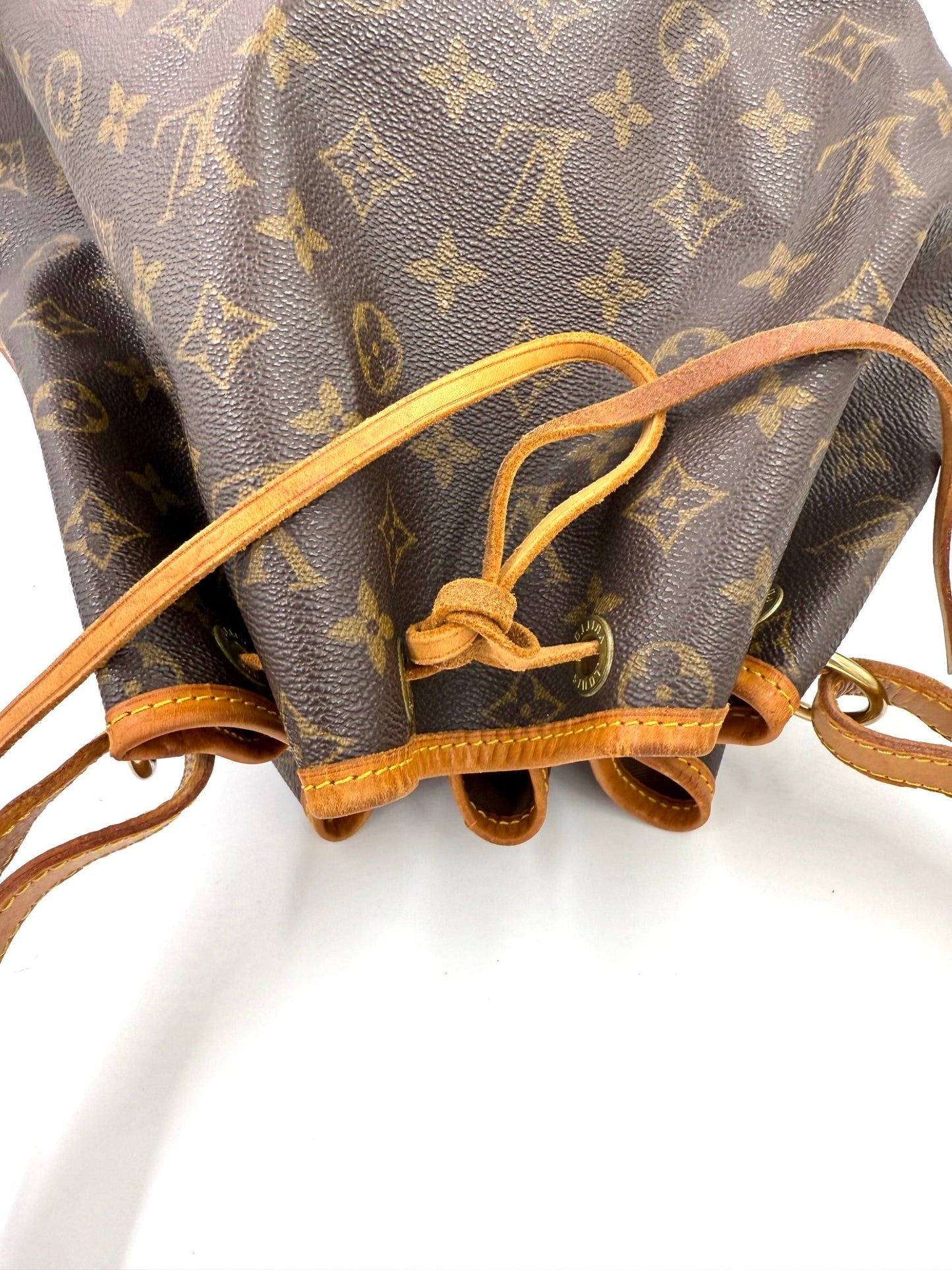 LOUIS VUITTON Noe grande Monogram Canvas Vintage - Clutch & Macarons - AR0934 - Clutch & Macarons - 