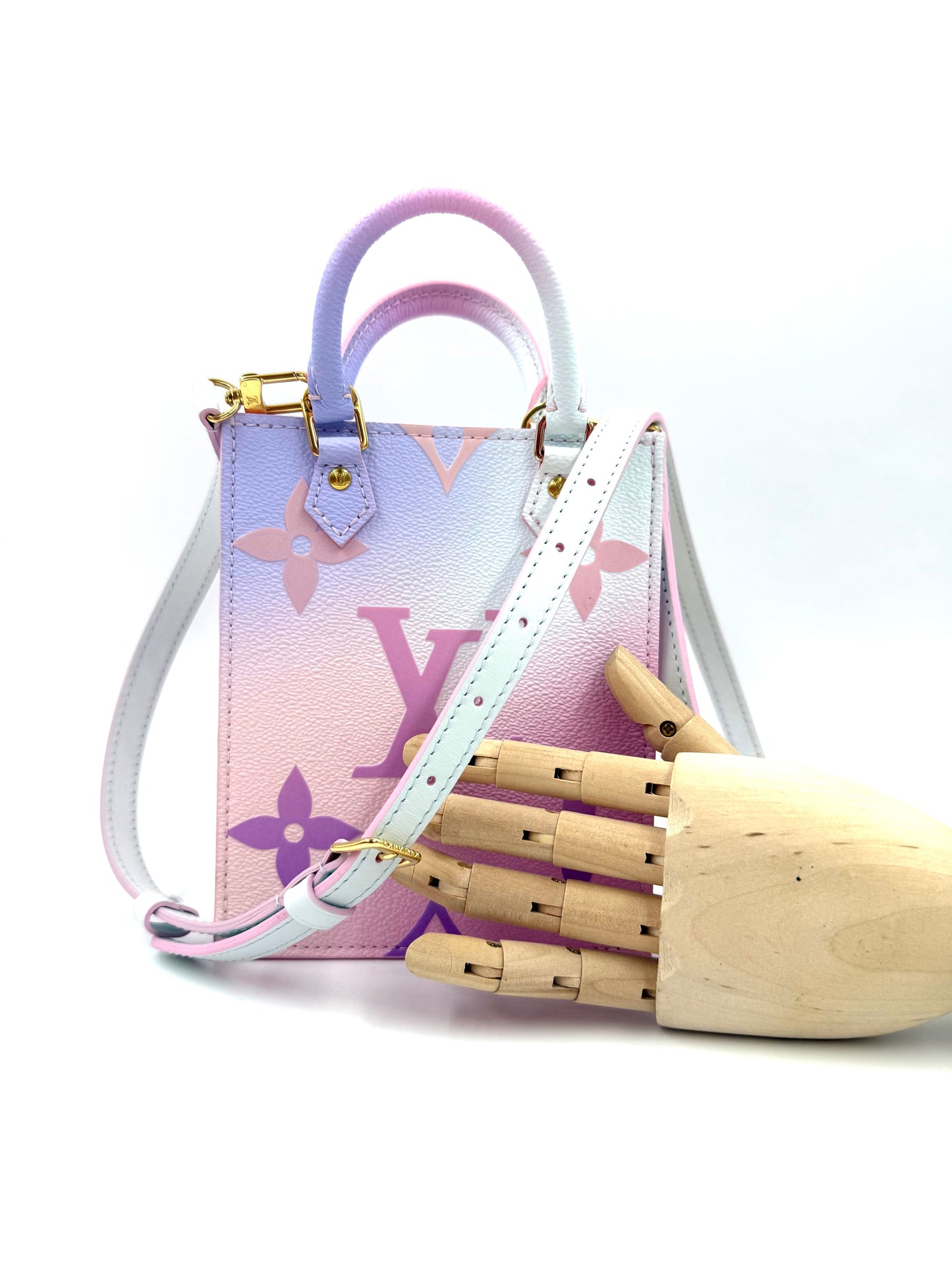 LOUIS VUITTON Petit Sac Plat „Spring in the City“