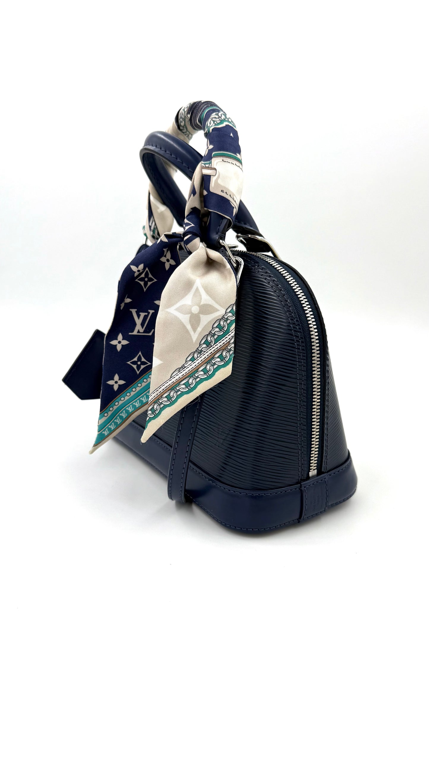 LOUIS VUITTON Alma BB Epi indigo