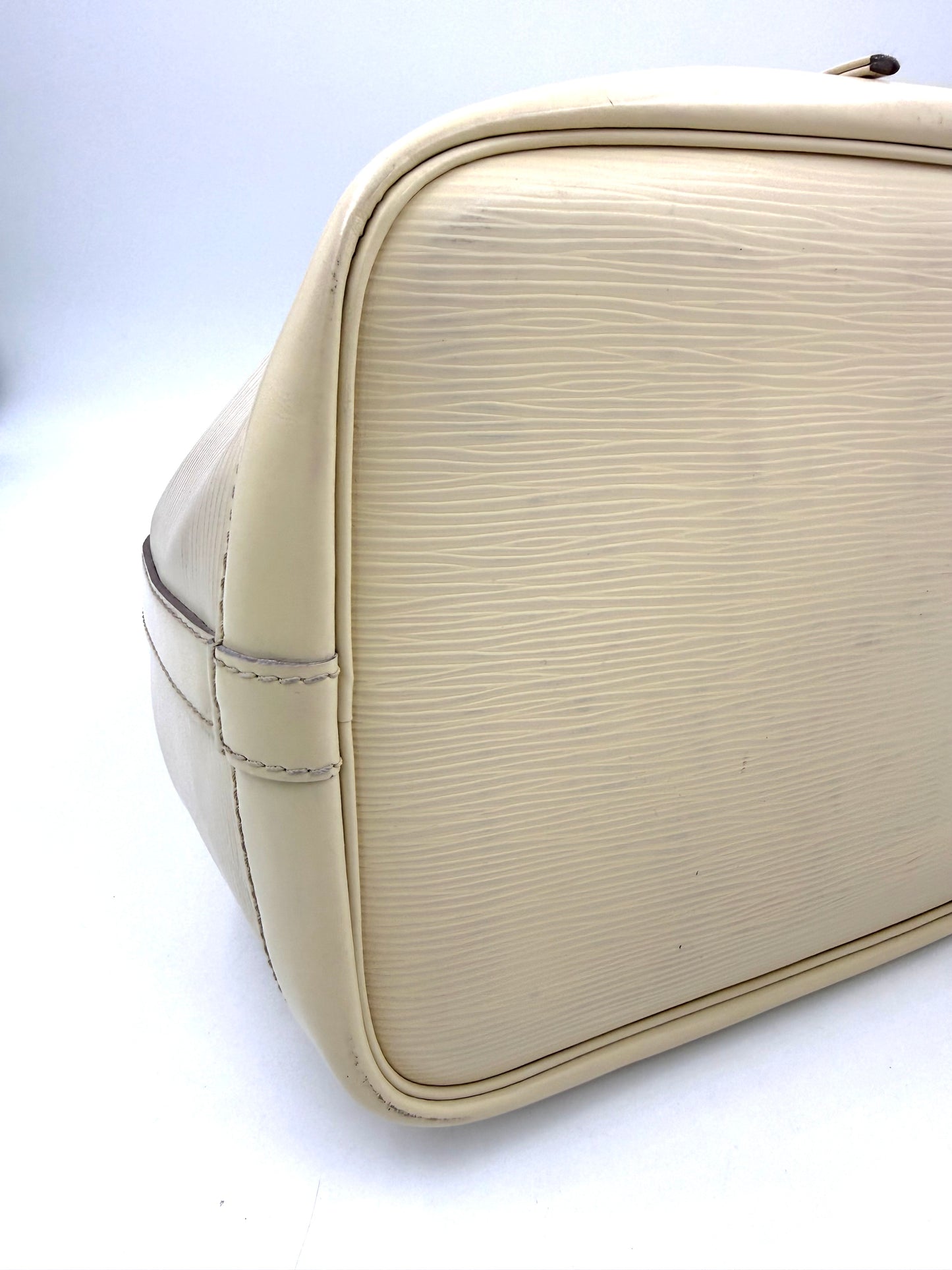 LOUIS VUITTON Noe petit Epi elfenbein