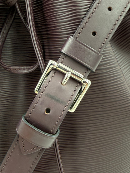 LOUIS VUITTON Noe petit Epi Quetsche