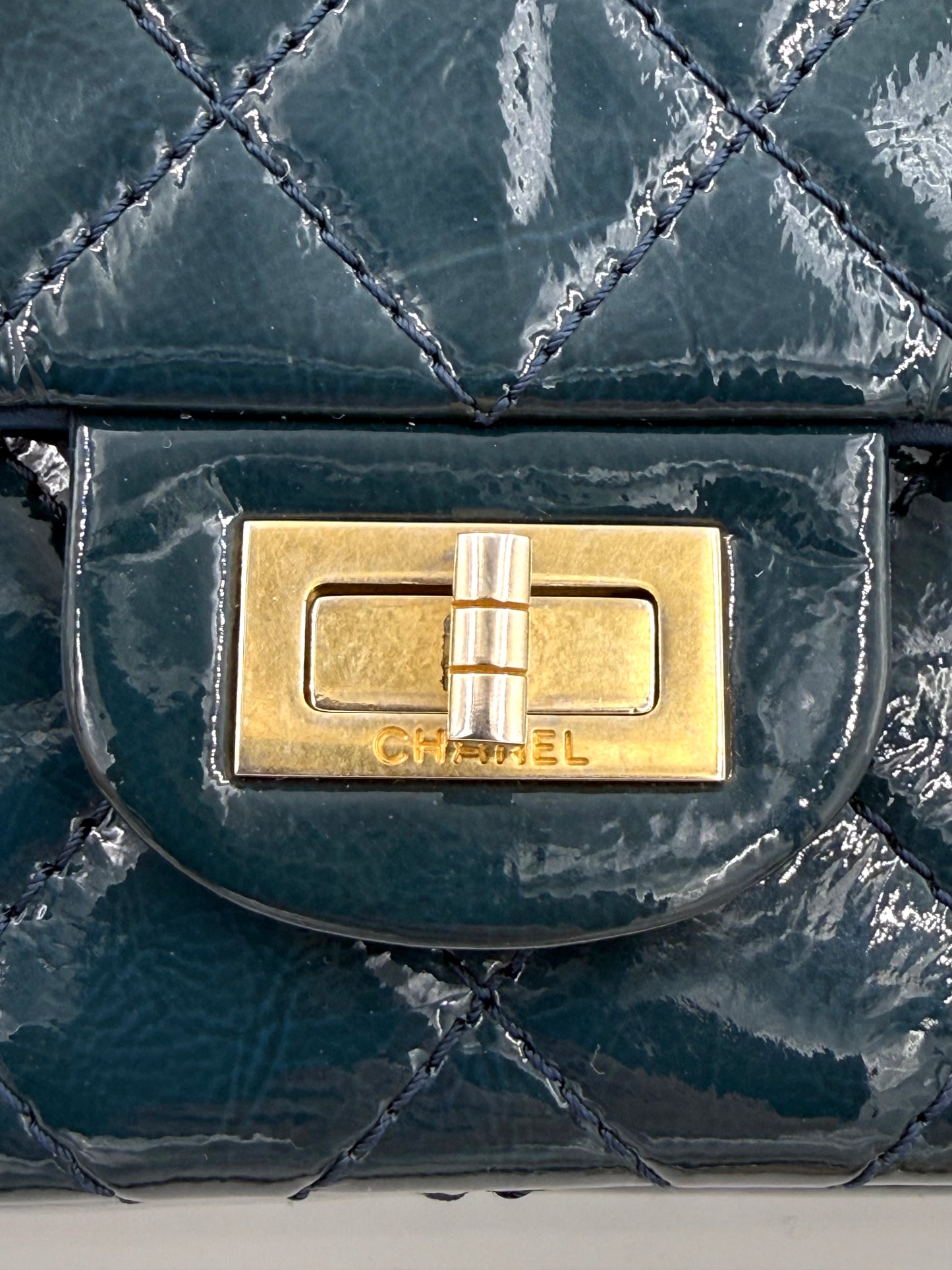 CHANEL 2.55 Reissue medium Petrol GHW