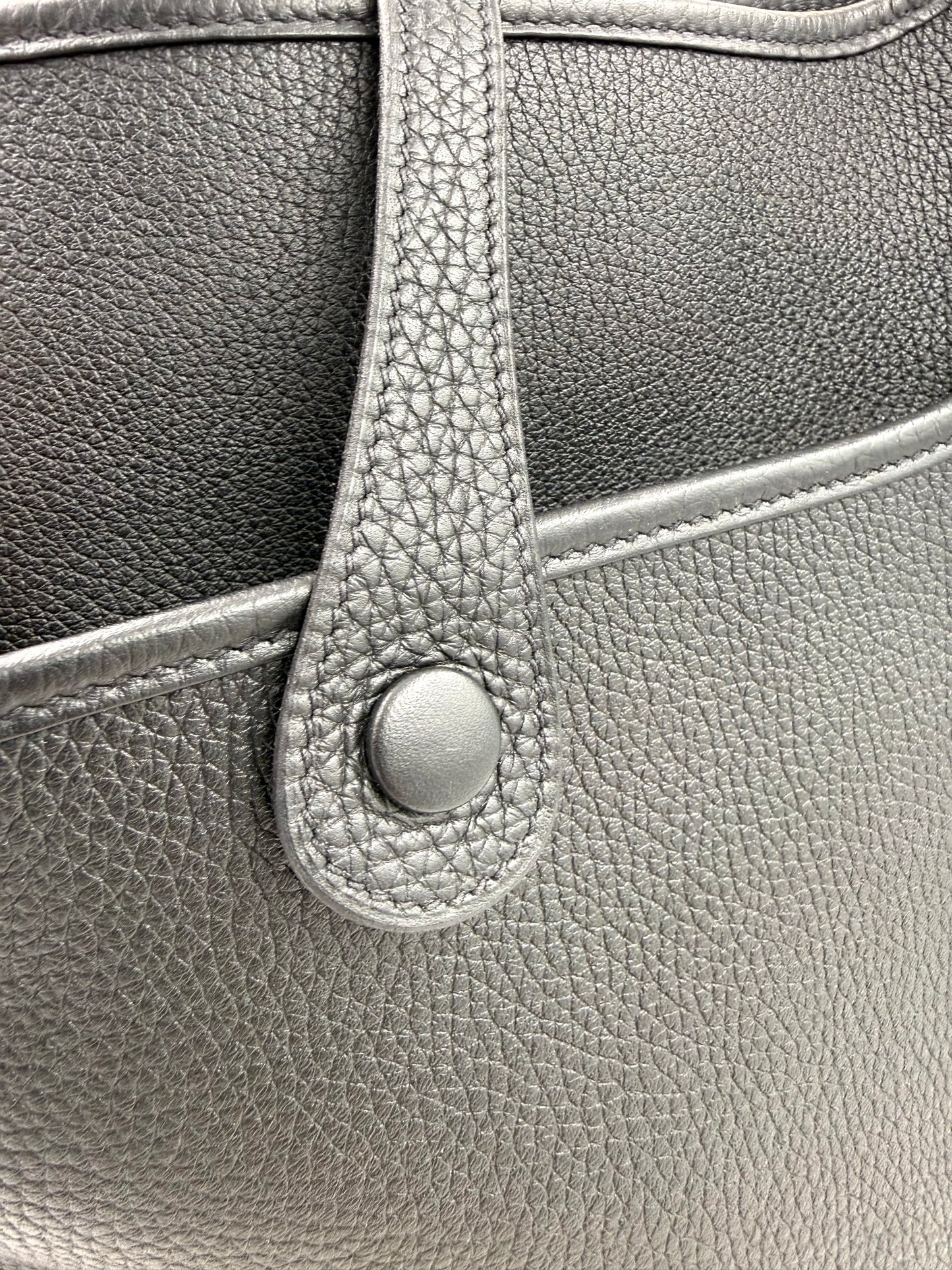 HERMÈS Evelyne 29 schwarz GHW