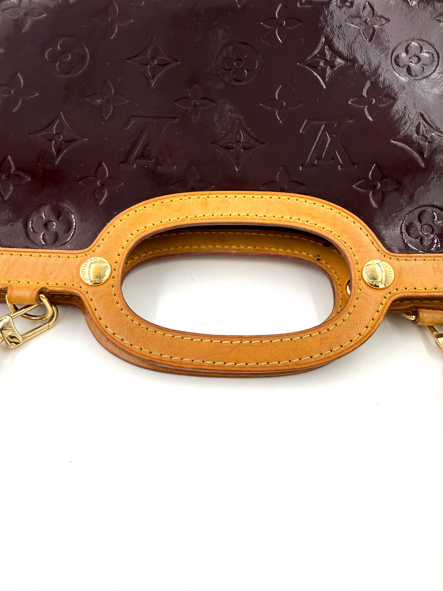 LOUIS VUITTON Roxbury Mongoram Vernis Amarante