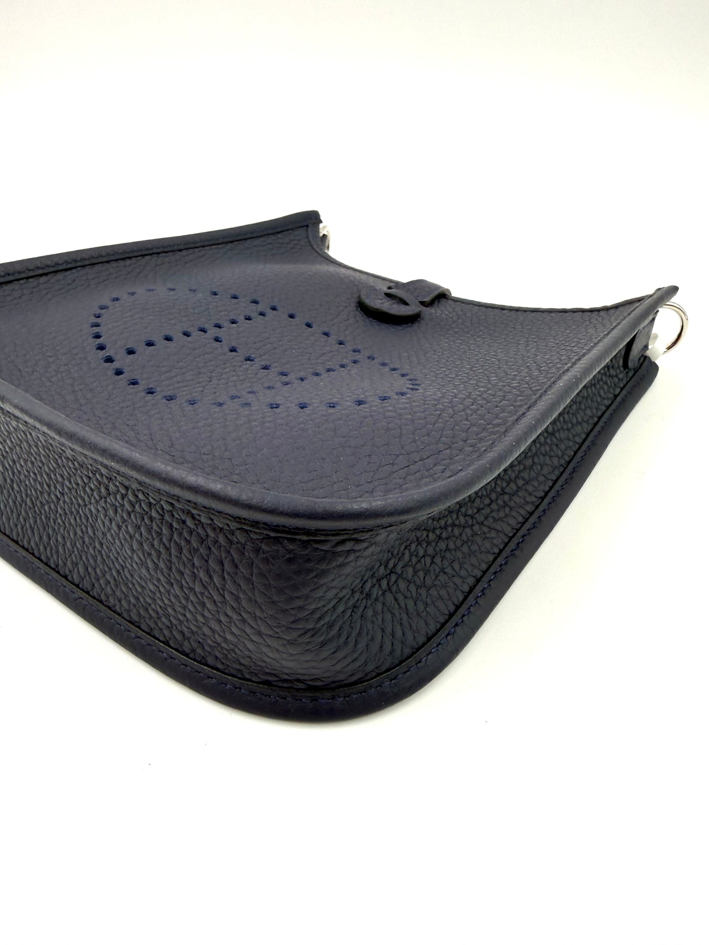 HERMÈS Evelyne 16 Bleu Nuit PHW