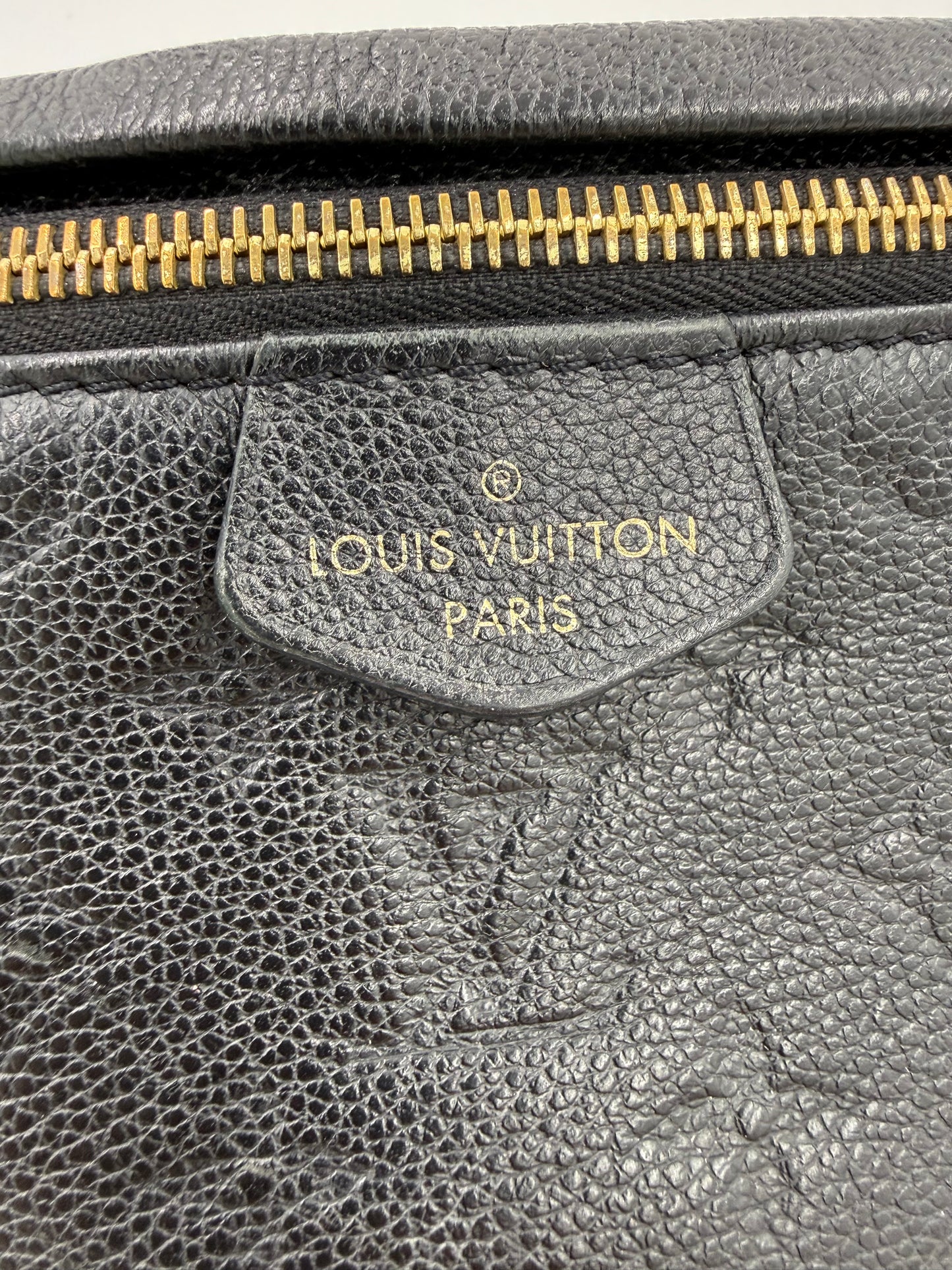 LOUIS VUITTON Bumbag Monogram Empreinte schwarz