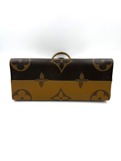 LOUIS VUITTON Onthego MM Monogram Giant Reverse