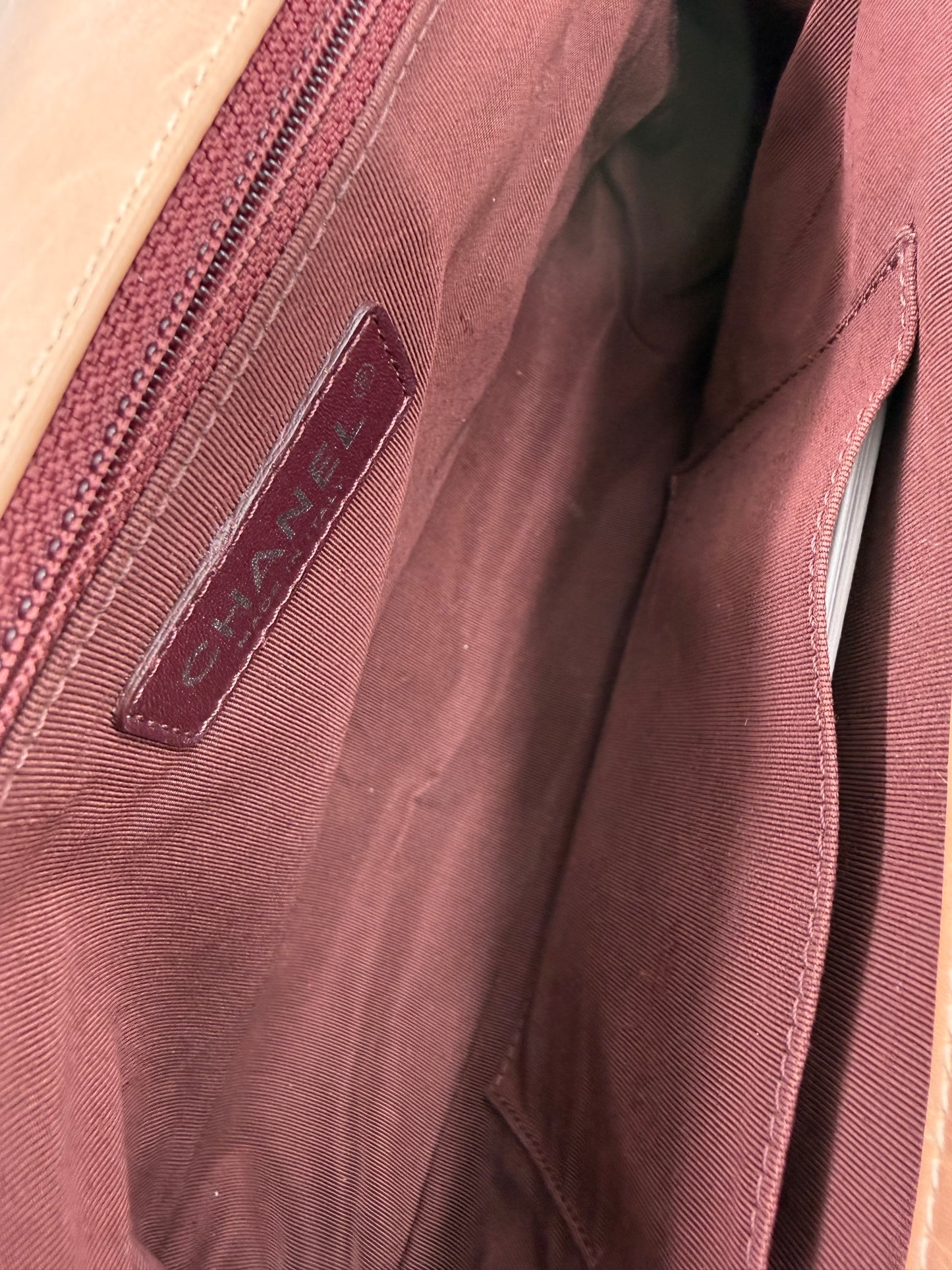 CHANEL Boy Bag medium rosé SHW
