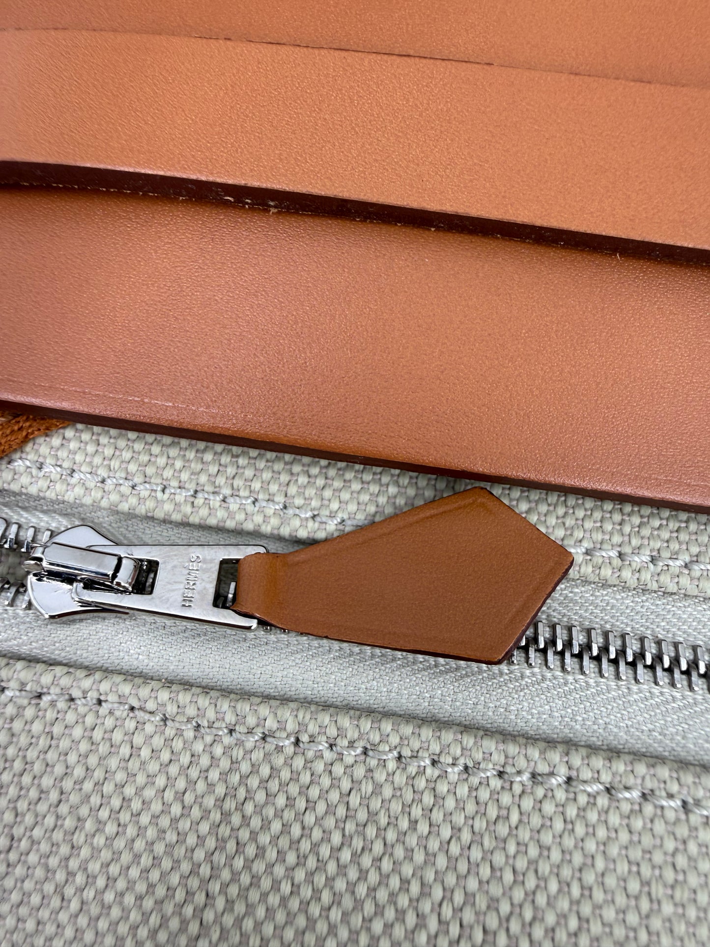 HERMÈS Herbag 31 Zip Beton