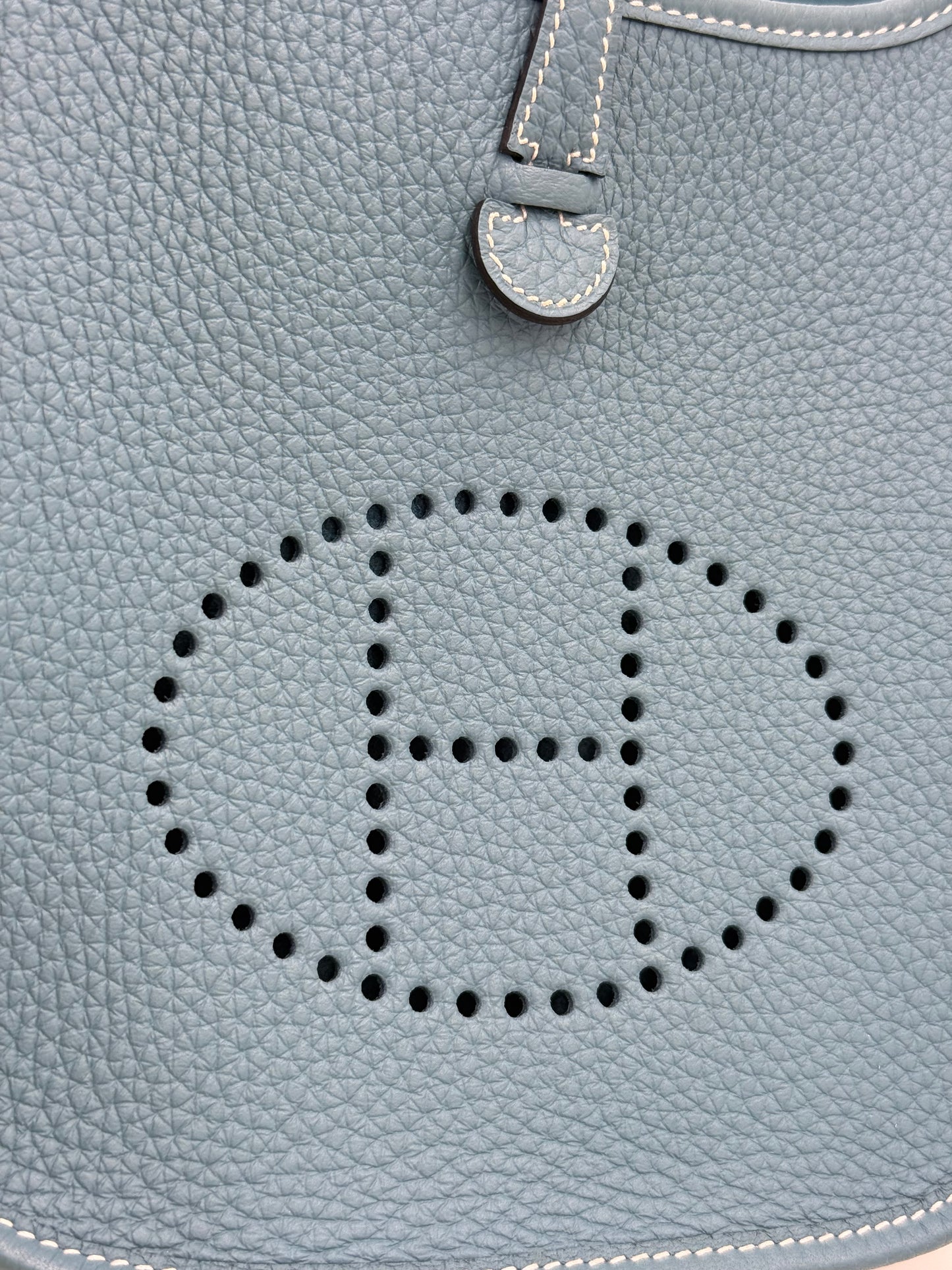 HERMÈS Mini Evelyne 16 New Blue Jean GHW