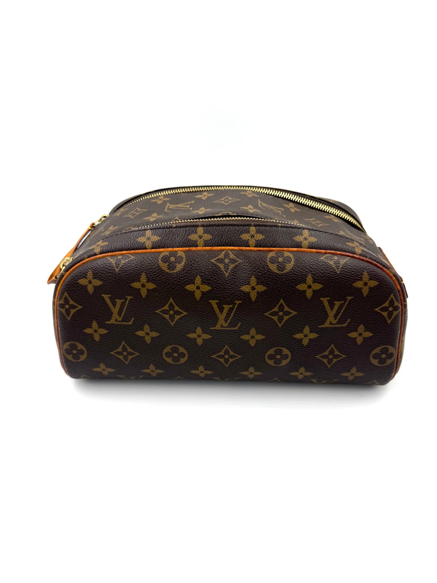 LOUIS VUITTON Dopp Kit Poch Toilette Monogram Canvas